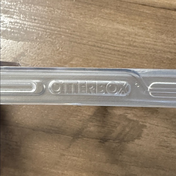 Clear Otterbox Phone Case for iPhone 12/13 PRO MAX - Picture 2 of 3